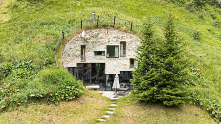 best-underground-homes-from-around-the-world