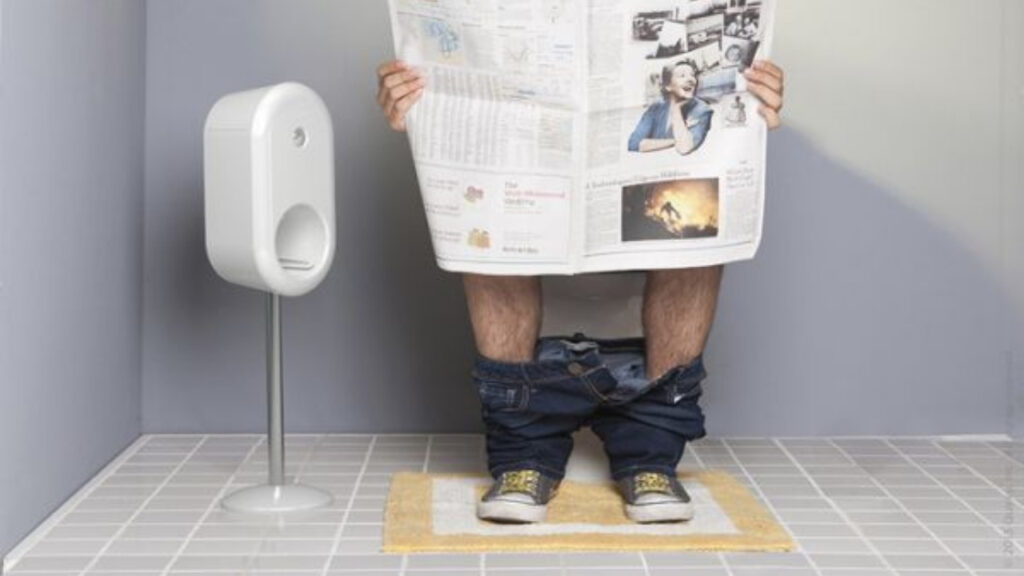 Looie motion sensing toilet paper dispenser