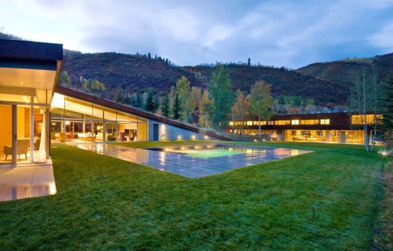 Gluck+ Builds Earth Sheltered Guest House in Rocky Mountains