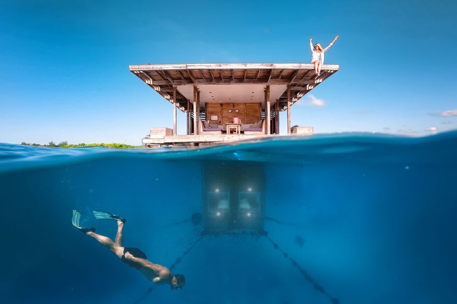 Manta Resort Underwater Room Offers Enchanting Views of Indian Ocean