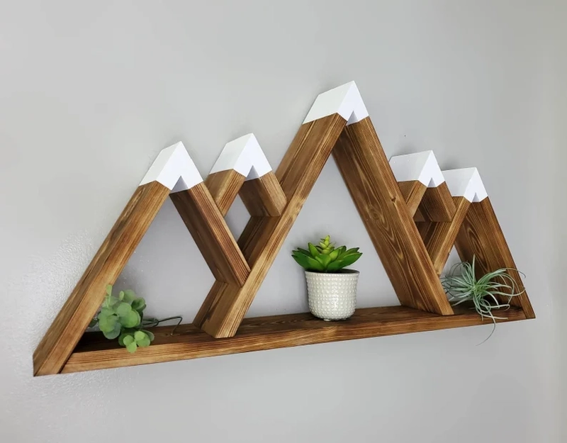 Wooden 5-Peak Mountain Shelf