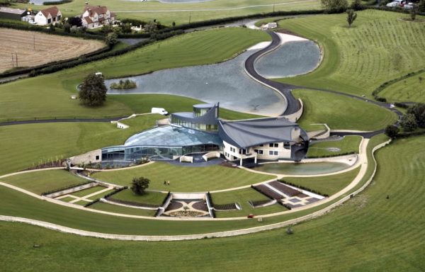 £30 million Swinhay House is expansive mansion with high-end energy ...