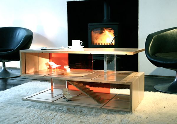 Qubis-Haus-coffee-table-and-dollhouse