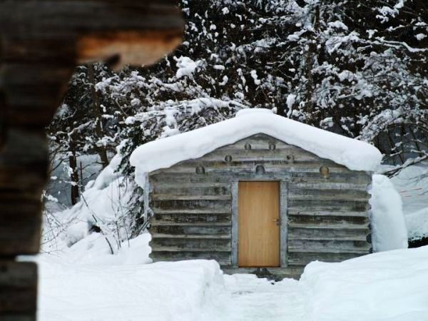 Concrete Cabin in Swiss Alps