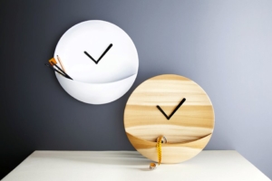 Kangaroo Clock by David Raffoul of David and Nicolas Design Studio