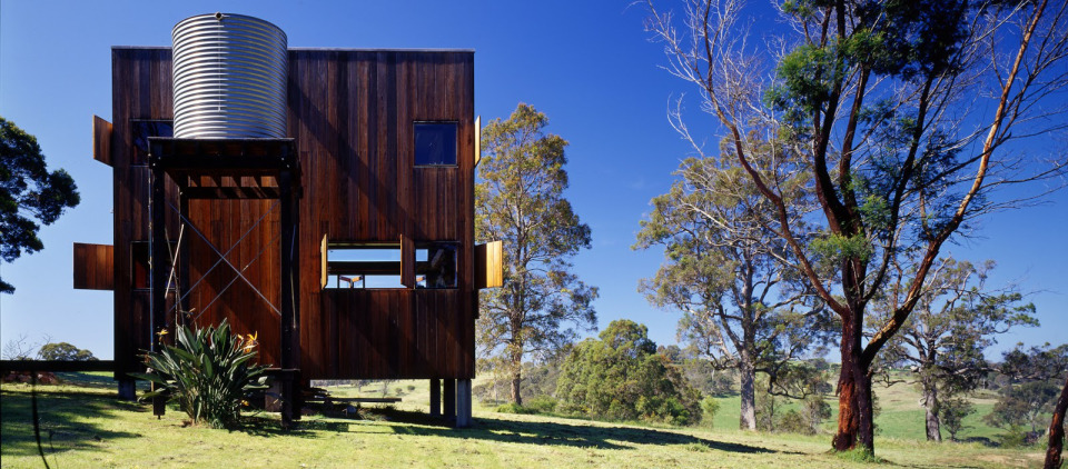 Box House by Nicholas Murcutt Architects