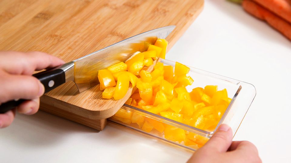 Cubo Cutting Board