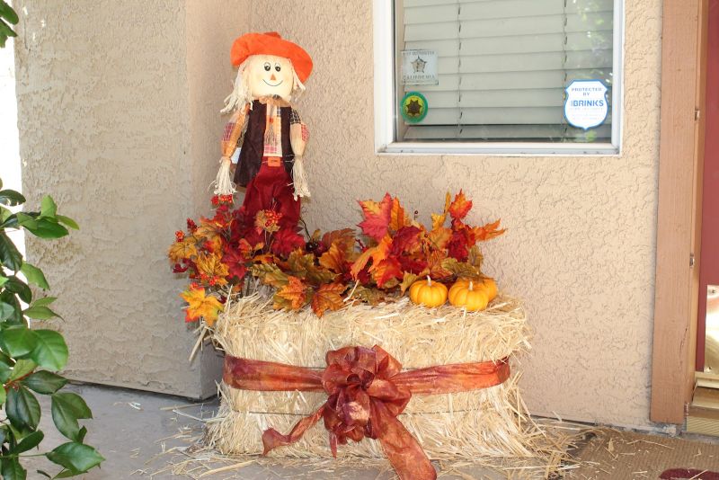 Floral decor front porch halloween