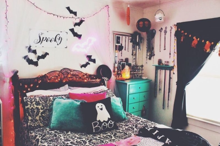 Halloween Bedroom Decoration Ideas for a Spooky Celebration