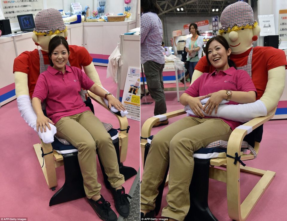 Cuddle Up To Corn With Japan's Giant Vegetable Huggy Pillows – grape Japan