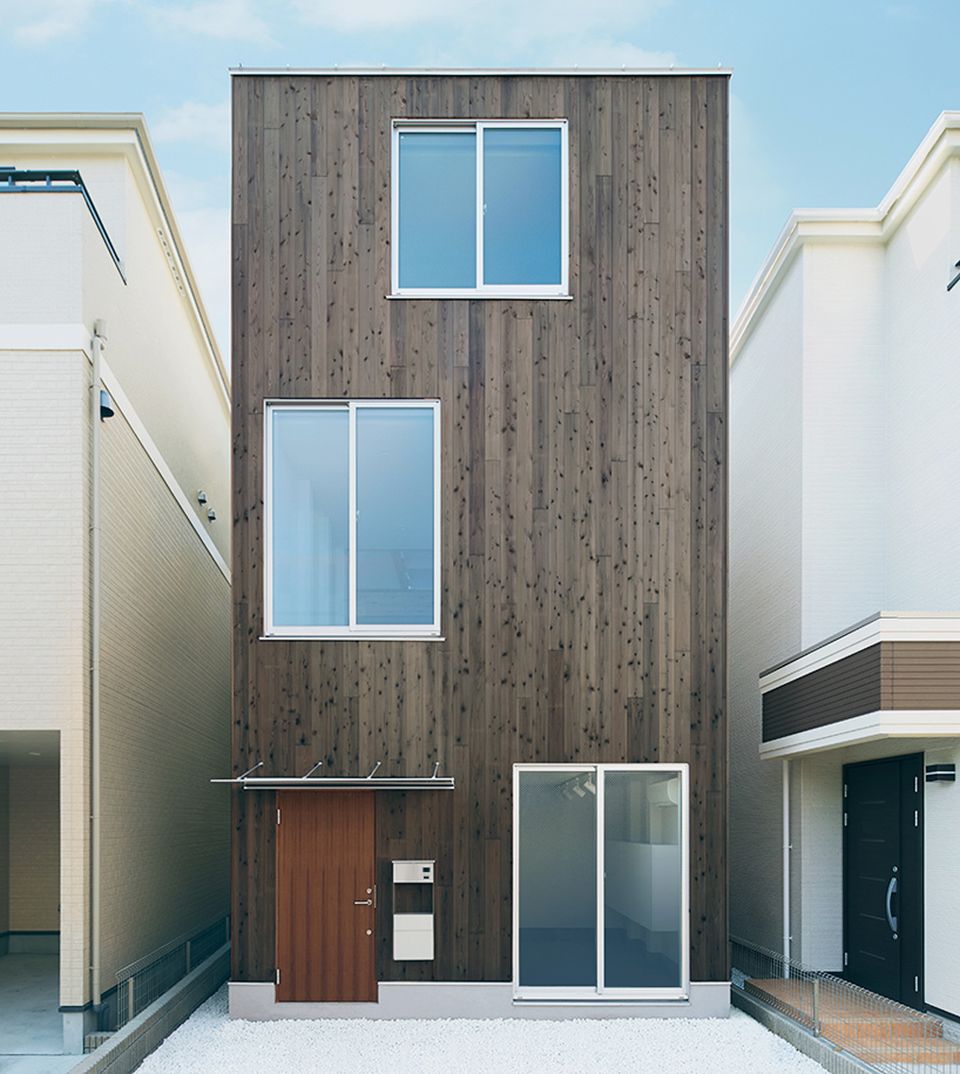 Muji Designs Vertical House