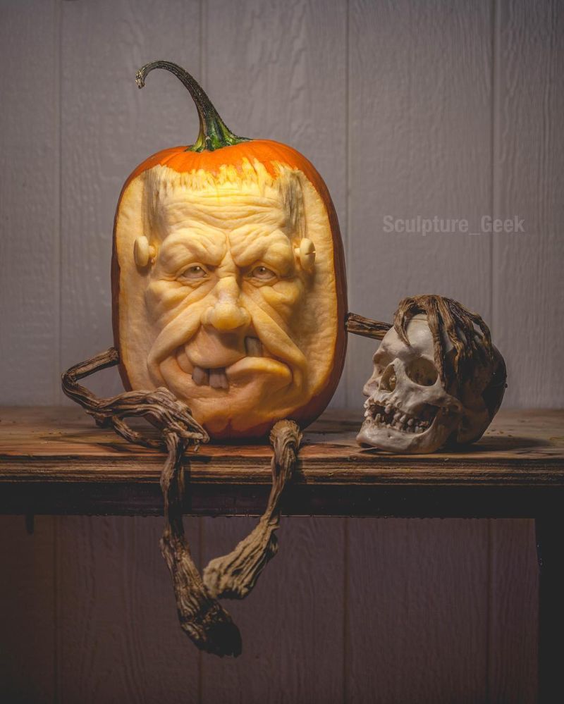 15+ Artistic Jack-o'-Lanterns by Pro Pumpkin Carving Artists