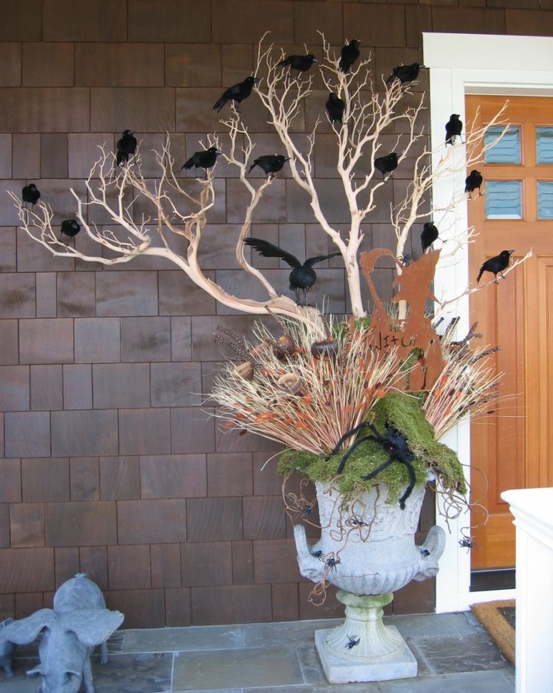 Raven decor front porch for halloween