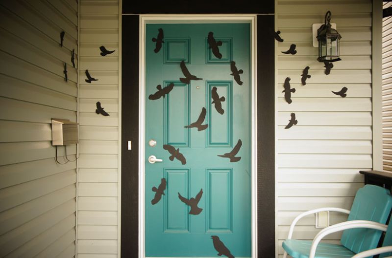 Raven decor front porch for halloween