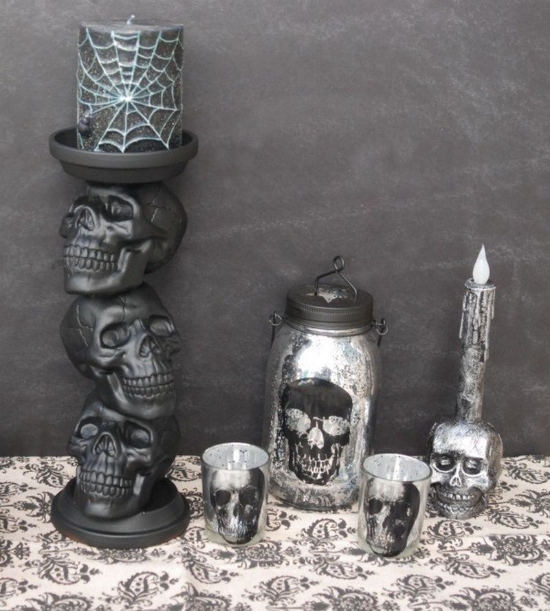 skull candle holder 