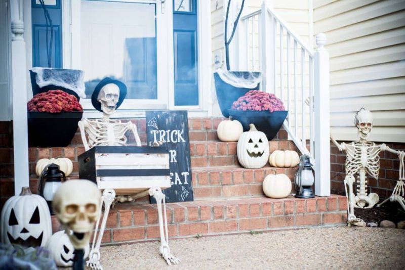 front porch decor for Halloween 