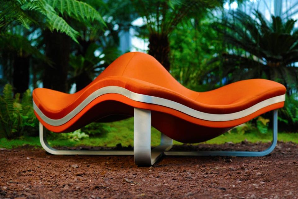 Flying Wave Armchair by A-Studio