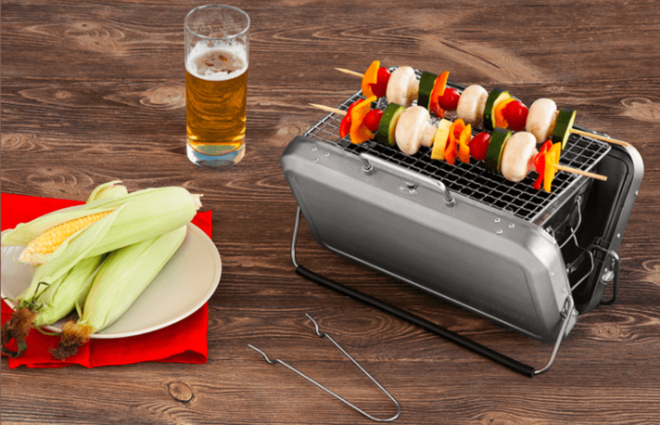 Kikkerland portable BBQ suitcase