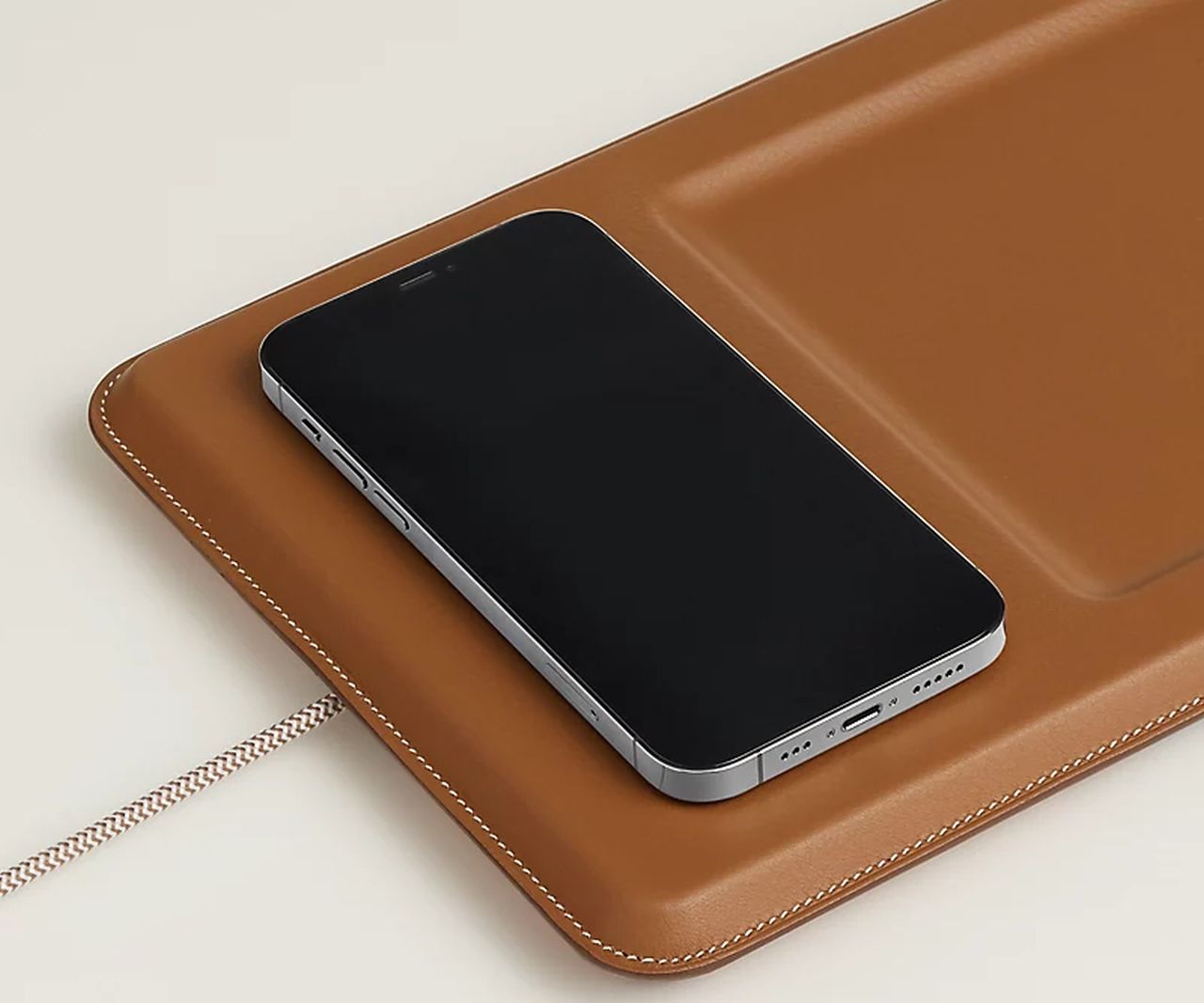 Hermès Leather Wireless Charging Pad