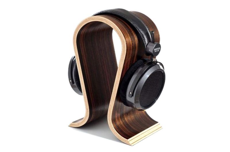 Wooden Omega Headphones Stand