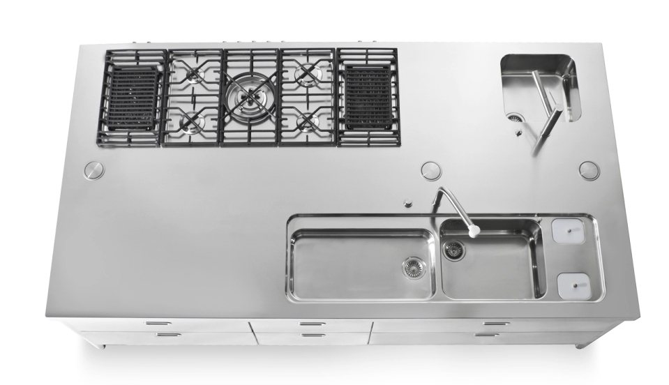 Alpes Inox’s Stainless Steel Kitchen Modules