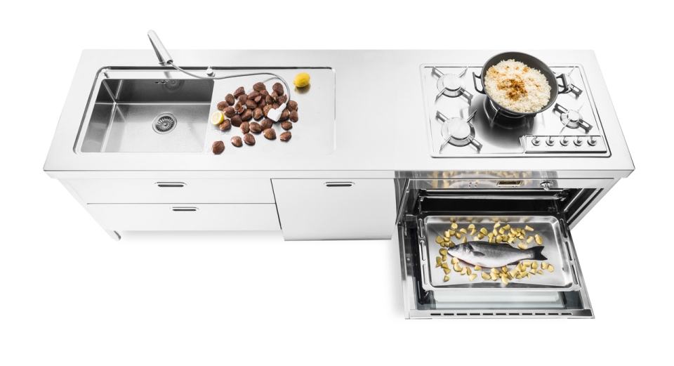 Alpes Inox’s Stainless Steel Kitchen Modules