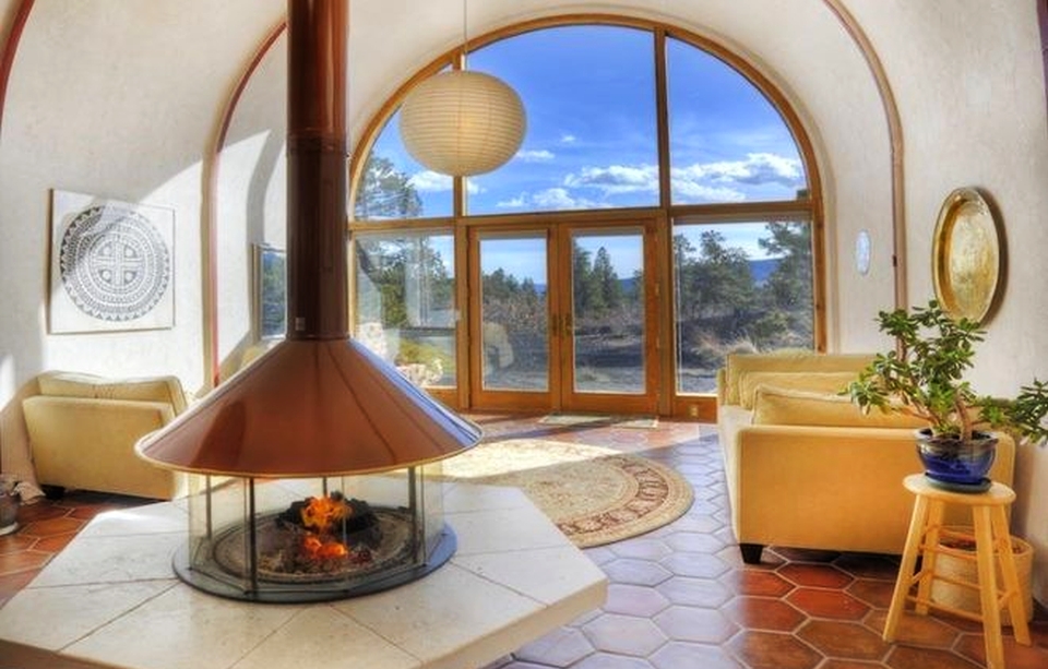 Colorado’s contemporary earthen home hits the market for $896K