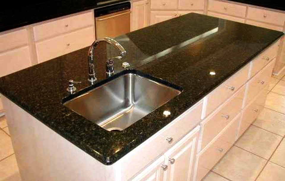 Valuable-tips-on-cleaning-distinct-kitchen-worktops