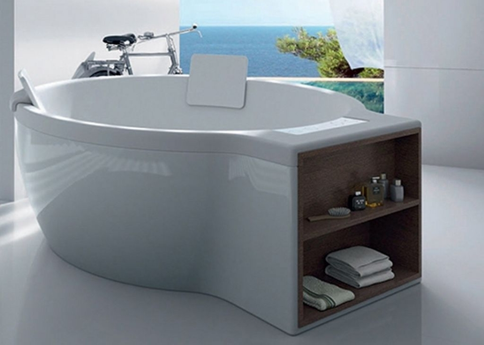 Circular freestanding tub with shelving