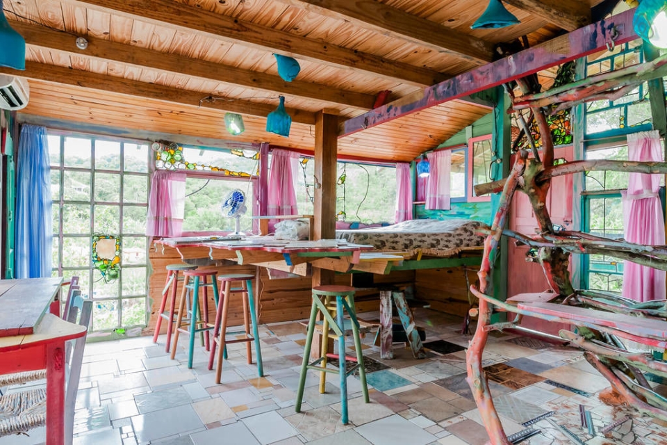 Colorful Treehouse Cabana Floripa in Brazil