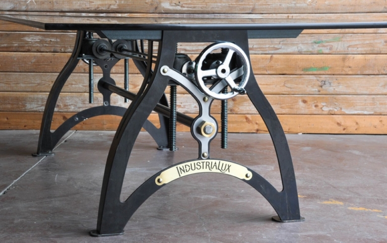 kitchen table.base crank