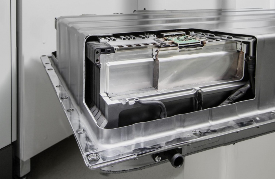 Daimler’s Lithium-ion Home Batteries