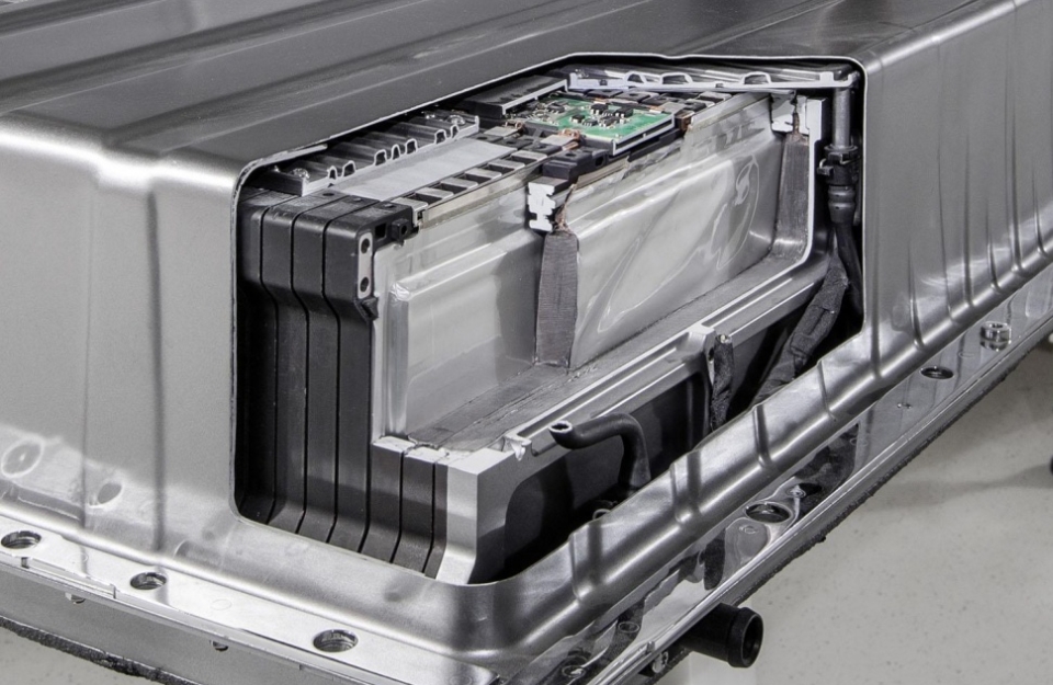 Daimler’s Lithium-ion Home Batteries