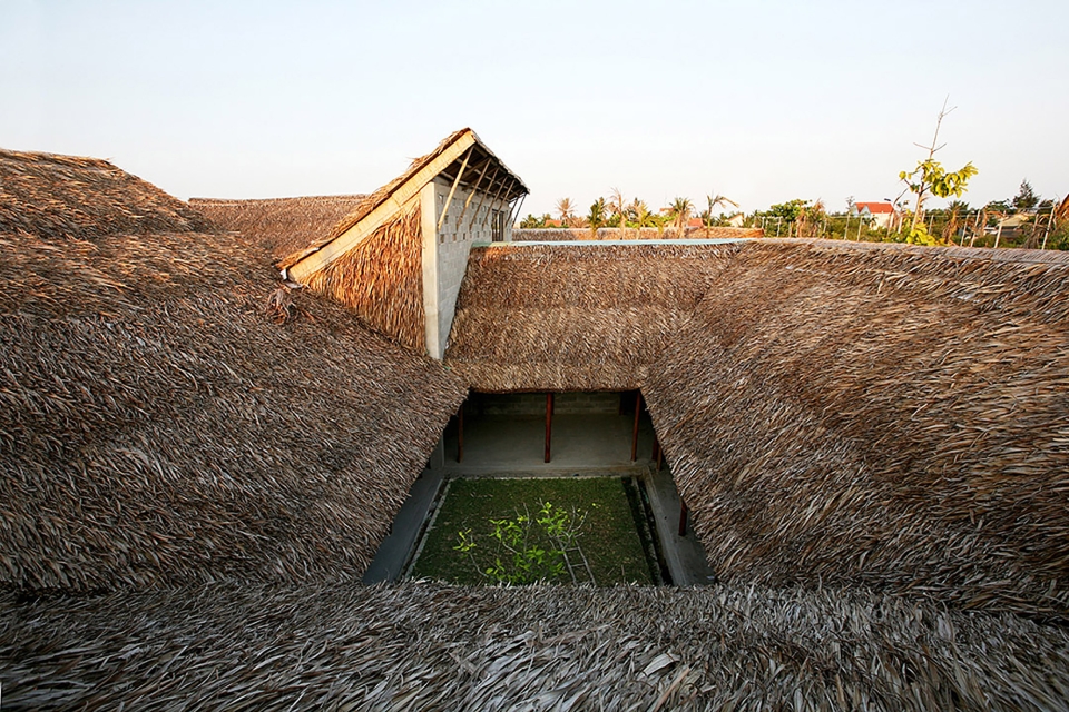 Vietnam Community House by studio 1+2 3