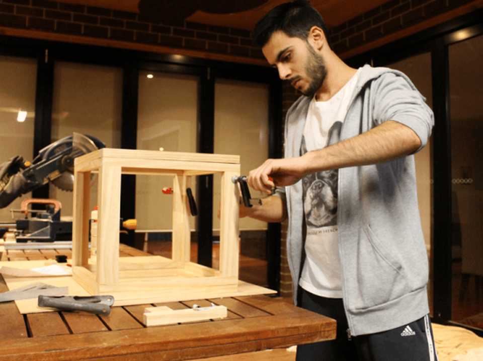 Multifaceted 3D printed table also serves as a comfortable seat - Homecrux