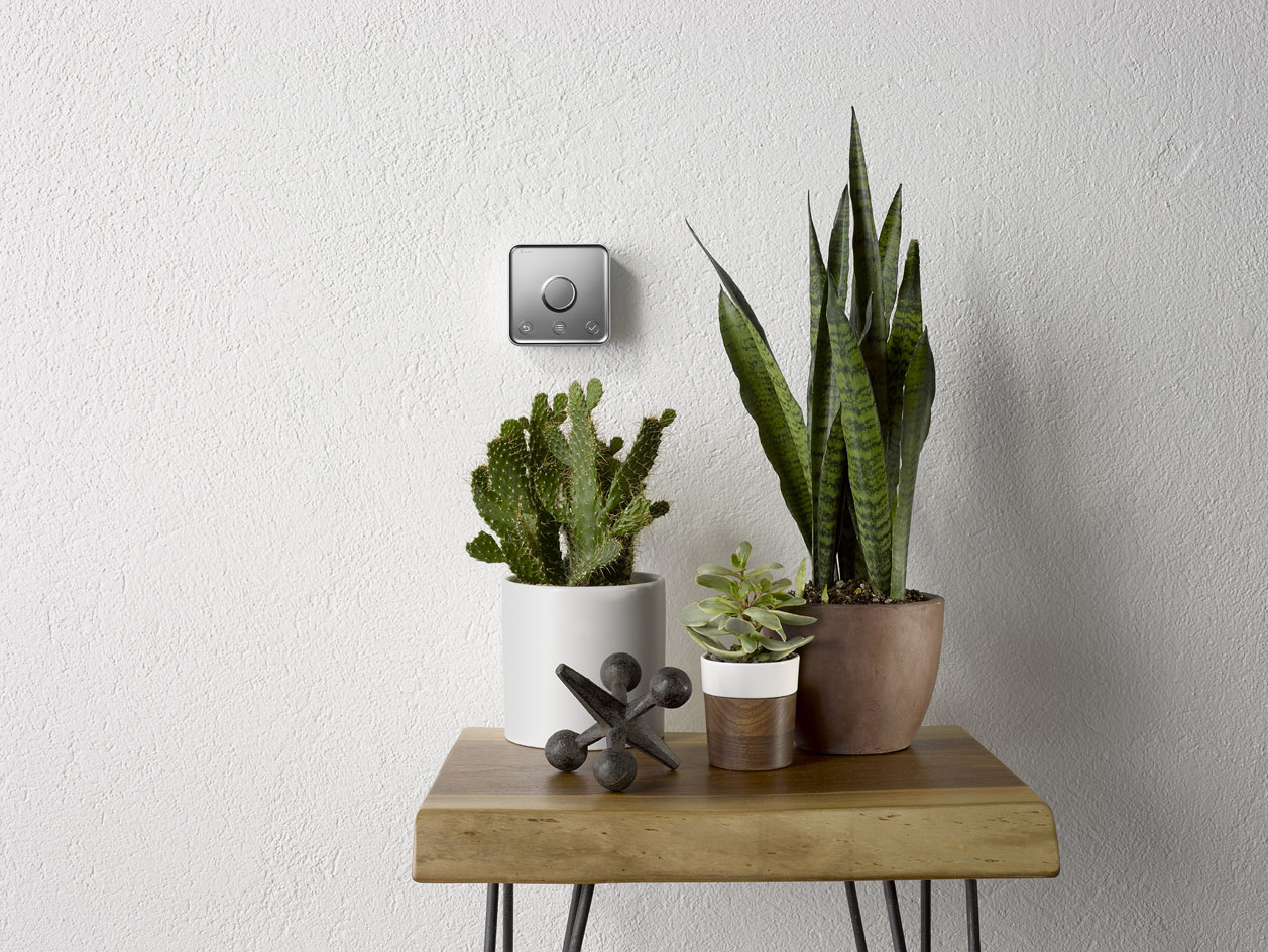 Hive 2 Smart Thermostat by Yves Béhar