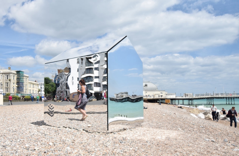 Mirrored-Beach-Hut-ECE-Architecture