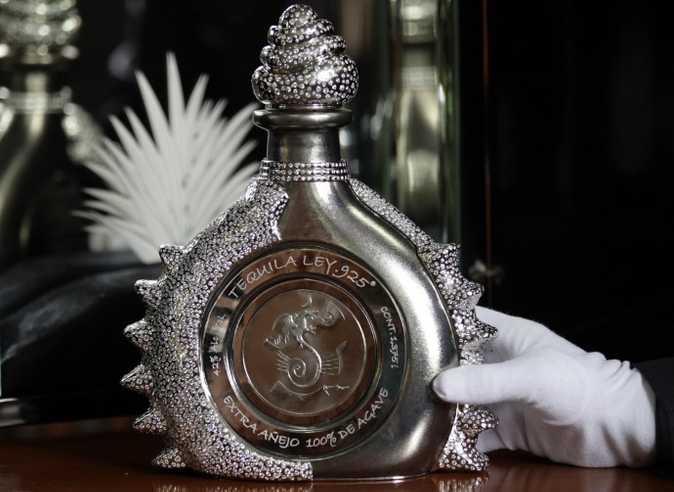 10 ridiculously priced luxurious alcoholic drinks in the world