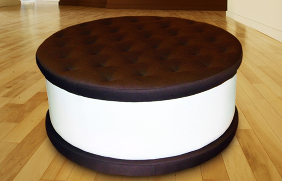 Ice-cream cookie ottoman