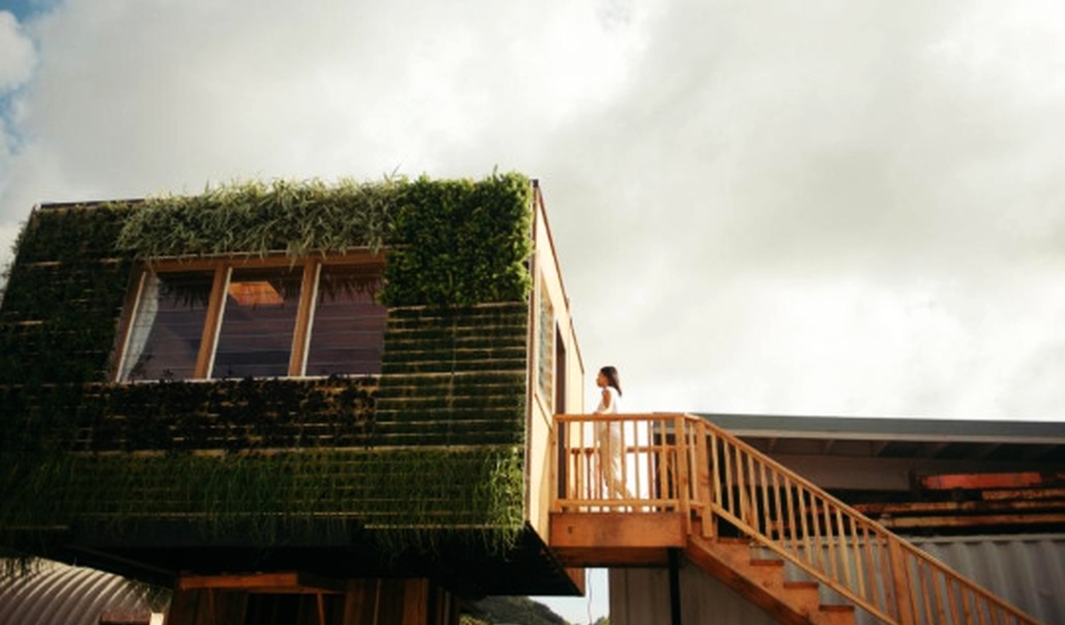 Elevated Eco-house in Hawaii