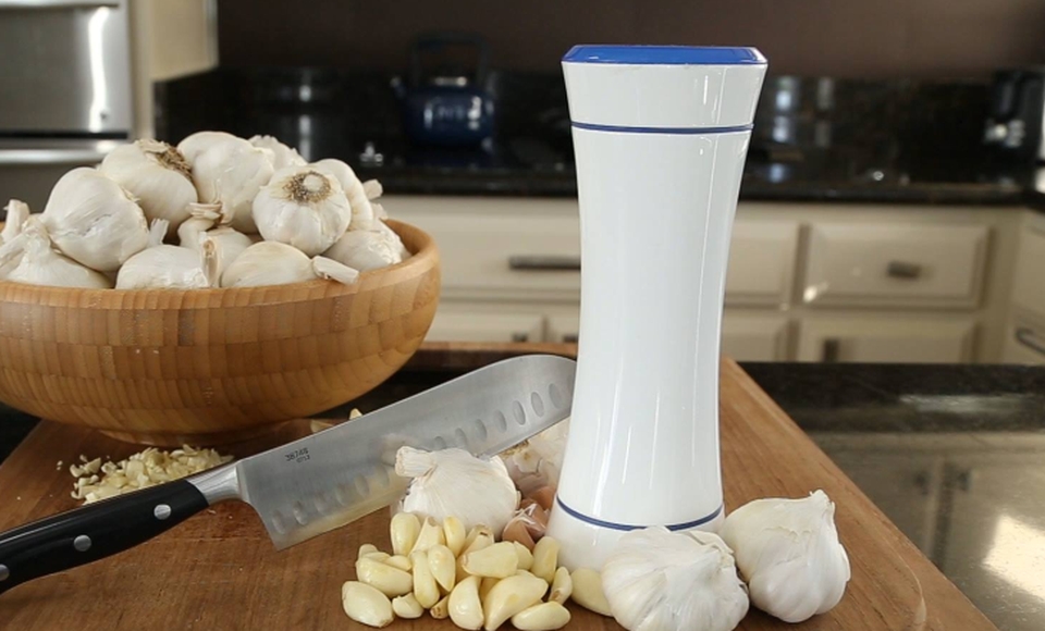 Garlic Shaker