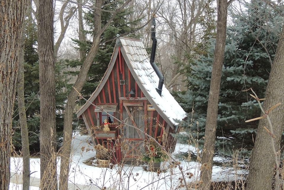 Rustic Way Cottages by Dan Pauly