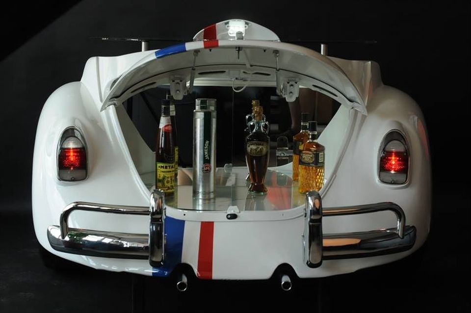 Vintage-styled VW Beetle pop up bar by Kozma Design