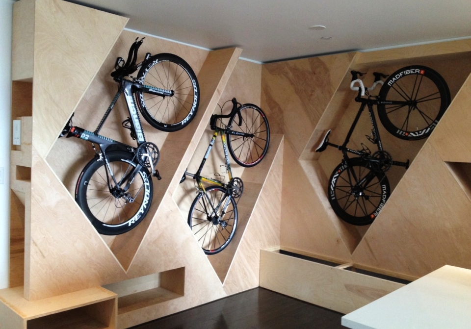 bike hanger for apartment