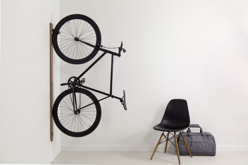 wall hanging cycle stand