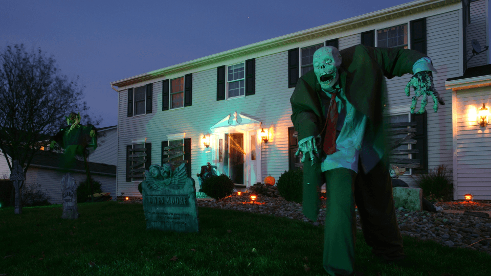 10 eerie ways to dress up your home for Halloween