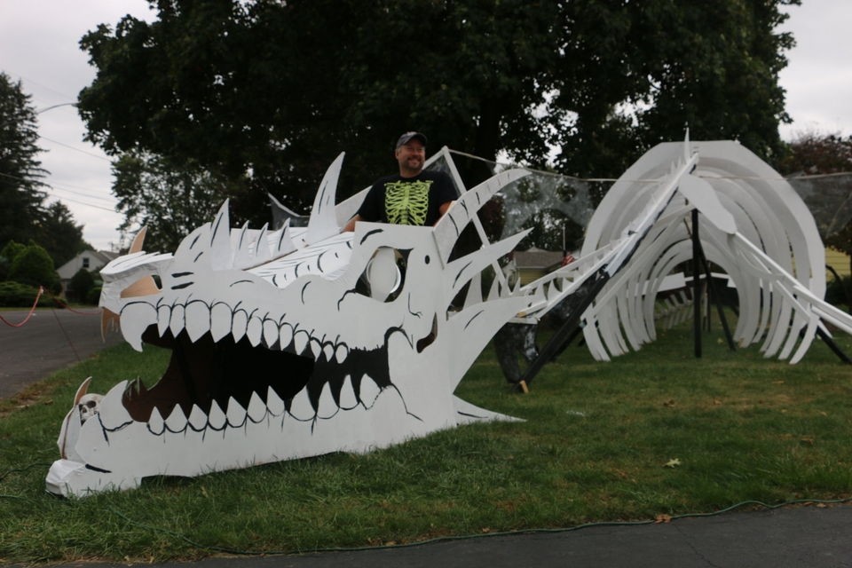 10 tech-themed Halloween house designs for Geeky families