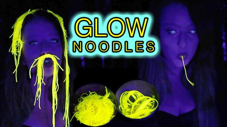 Spooky glow noodles