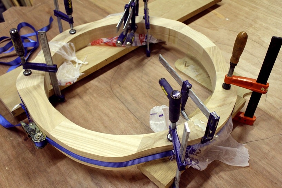 Donut-shaped Pool Table