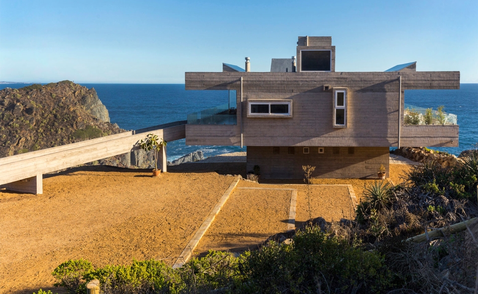 Mirador House by Gubbins Arquitectos